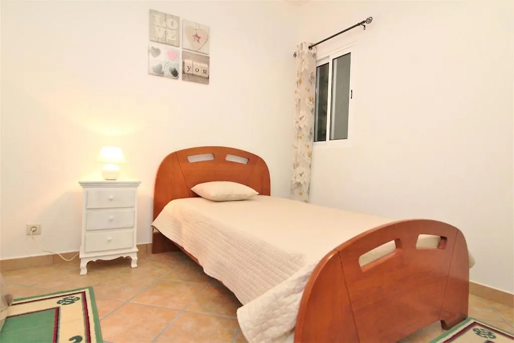 Holiday House Villa Marmeleiros Funchal  Portekiz